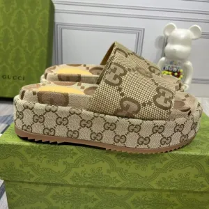 GUCCI Monogram Jumbo GG Brown Slide Sandals