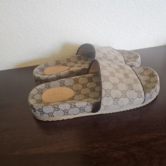 Gucci monogram slide sandals Size Guvci 10, US 10.5