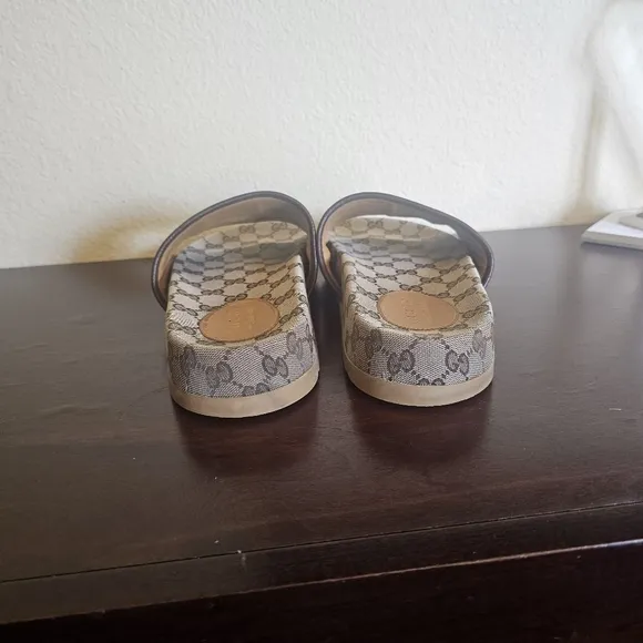 Gucci monogram slide sandals Size Guvci 10, US 10.5