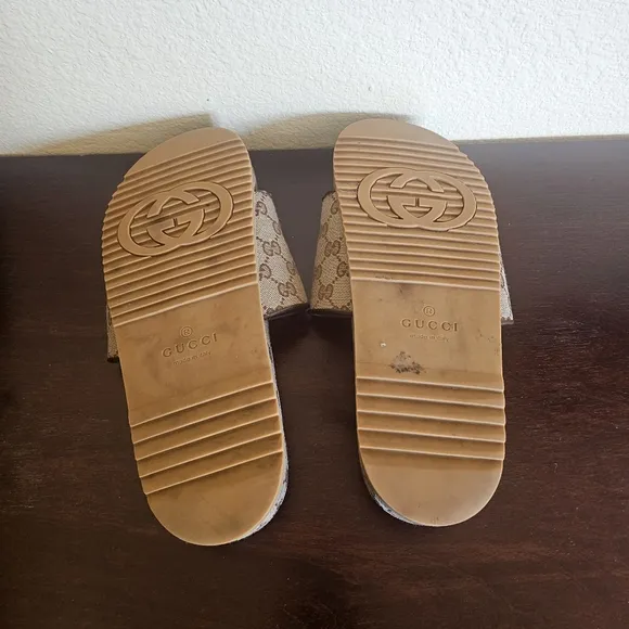 Gucci monogram slide sandals Size Guvci 10, US 10.5