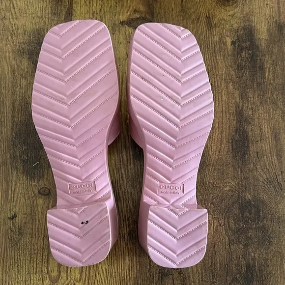 Gucci: Rubber Womens Platform 20/60mm Slide Sandals 38 Wild Rose
