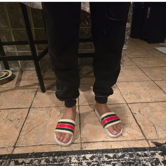 Gucci White Slider.