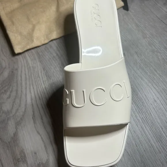 Gucci Women's Rubber Slide Sandals
