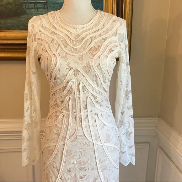 H&amp;M Cream Lace Open Back Long Sleeve Maxi Dress NWT