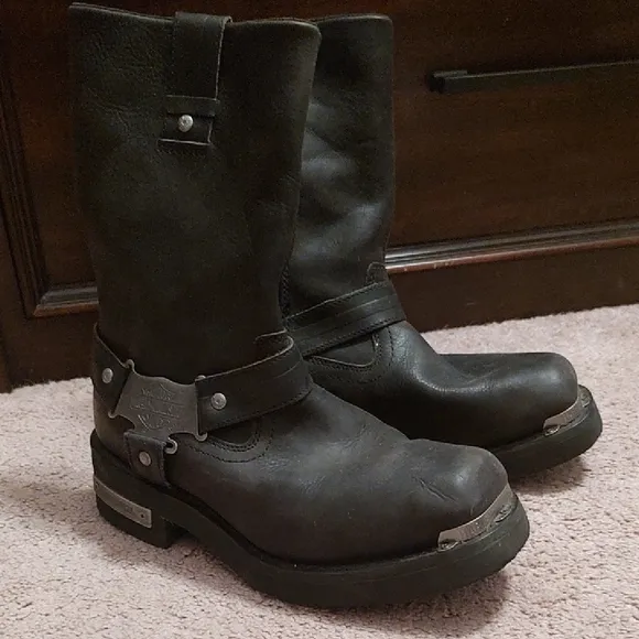 Harley-Davidson Black Mid-Calf Boots with Durable Leather and Heavy-Duty Sole