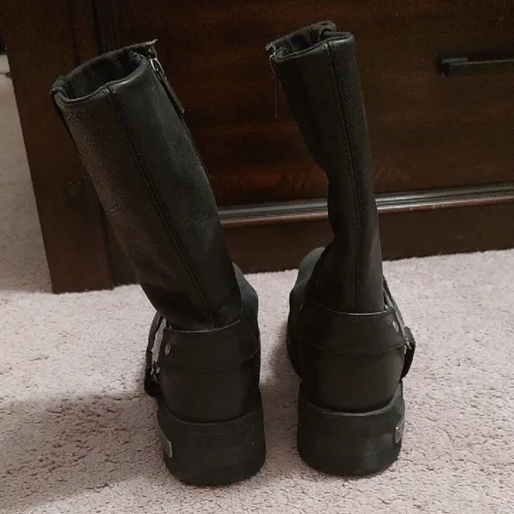 Harley-Davidson Black Mid-Calf Boots with Durable Leather and Heavy-Duty Sole