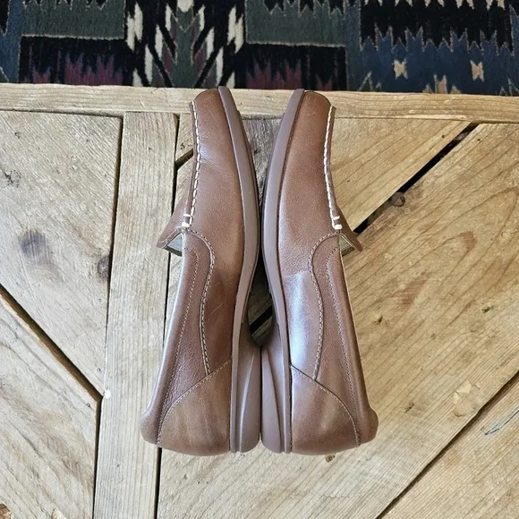 High Quality Red Wing Loafers: Brown Full Grain Leather for Women 9.6 B