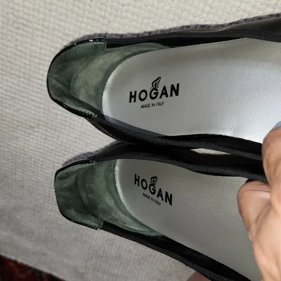Hogan black leather ballet flats
