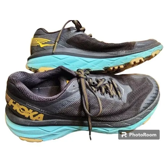 HOKA One One Challenger ATR 5 Size 7.5 Black/Blue