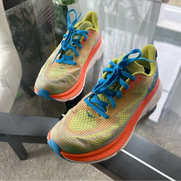 Hoka One One Youth Clifton 9 1131170 EPVO Running Shoes Sneakers Sz 3.5MD