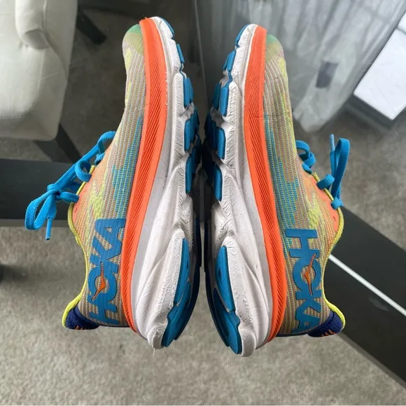 Hoka One One Youth Clifton 9 1131170 EPVO Running Shoes Sneakers Sz 3.5MD