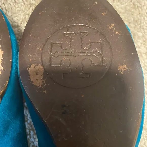 HOLIDAY SALE 🎄🎄AUTH TORY BUTCH FLATS ORIGINAL TAG ON BOTTOM