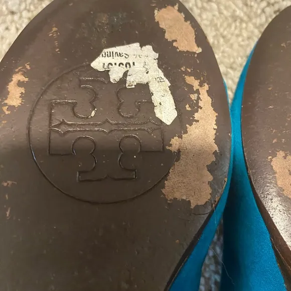 HOLIDAY SALE 🎄🎄AUTH TORY BUTCH FLATS ORIGINAL TAG ON BOTTOM