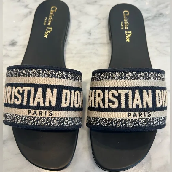 ☀️HOST PICK☀️Christian Dior Navy and Cream Slides