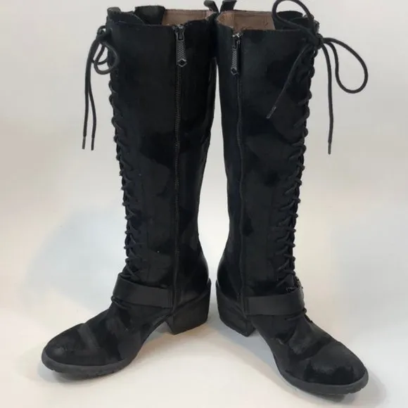 💥HOT ITEM💥 Donald J Pliner Lace Up Denali Boots!