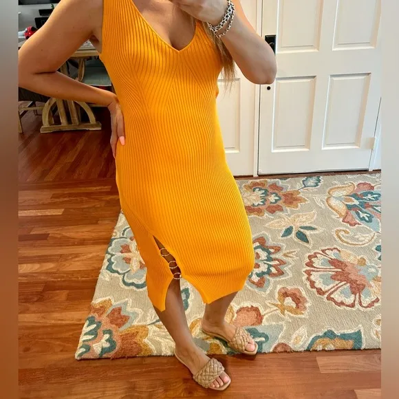 HOUSE OF HARLOW 1960 Ribbed Knit Midi Dress with Side Slit Ring Detail