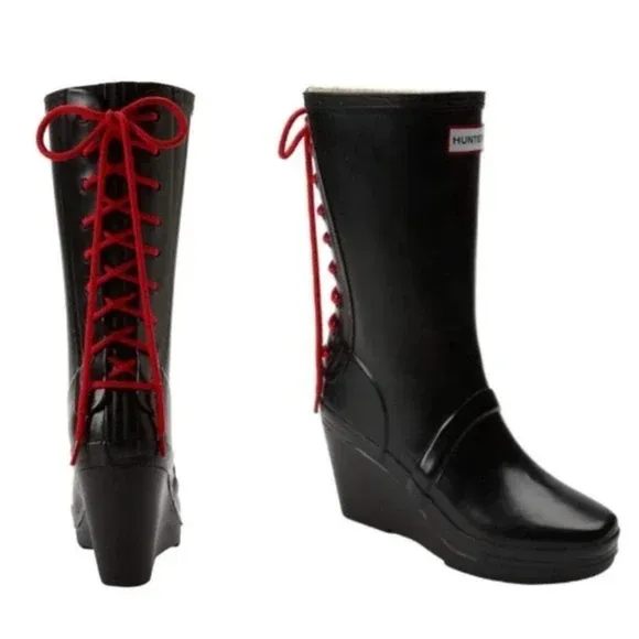 Hunter - Verbier High Gloss Black Wedge Red Lace-Up Rain Boots