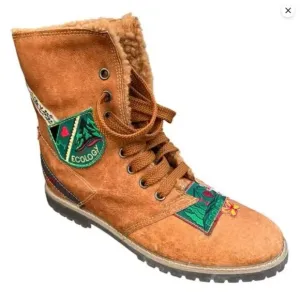 I Love Ecology Sherpa Lined Tan Brown Green Patches Combat Lace Up Boots sz 7.5
