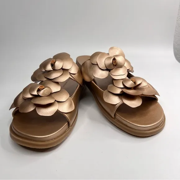 Isaac Mizrahi Live Rose Gold Flower Cut Slide On Sandals Size 10