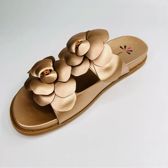 Isaac Mizrahi Live Rose Gold Flower Cut Slide On Sandals Size 10