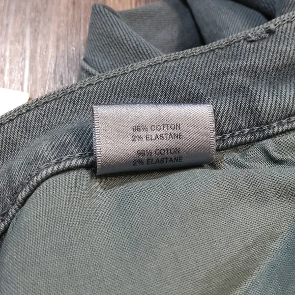 J BRAND Adele Mid-Rise Straight Jeans NWT - 24