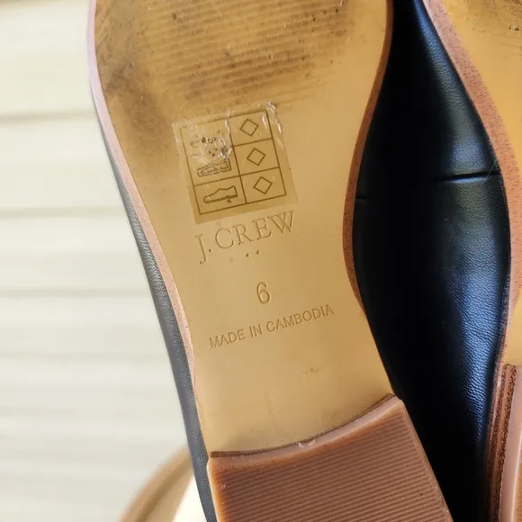 J. Crew black bow loafers size 6
