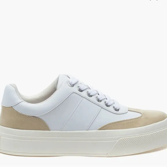 J Slides women’s 11 suede mix material  Gabrina Sneaker