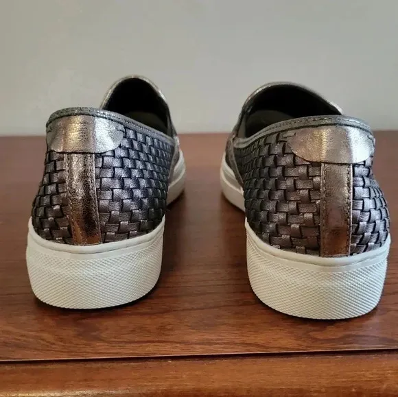 J Slides Woven Metallic Leather Upper Casual Minimalist Slip-On Sneakers(8)