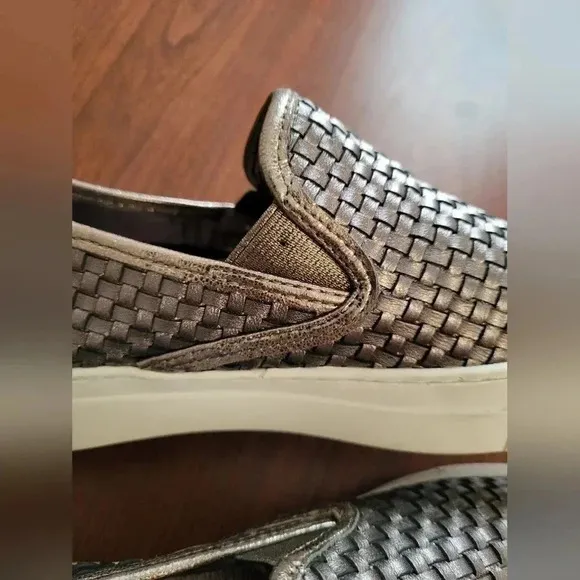 J Slides Woven Metallic Leather Upper Casual Minimalist Slip-On Sneakers(8)