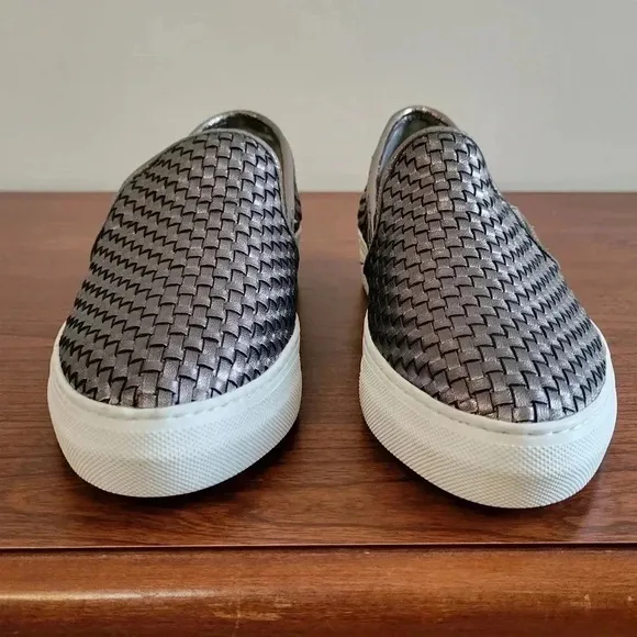 J Slides Woven Metallic Leather Upper Casual Minimalist Slip-On Sneakers(8)