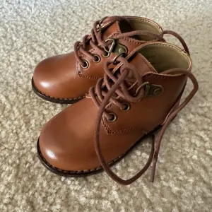 Janie and Jack Lace Up Leather Boots