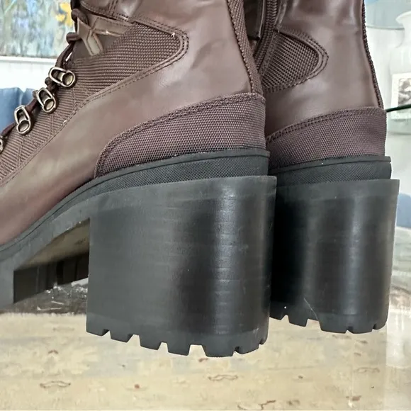Jeffrey Campbell Brown Maniac Lace Up Lug Sole Boots size 8