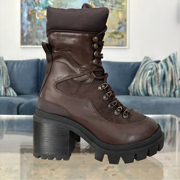 Jeffrey Campbell Brown Maniac Lace Up Lug Sole Boots size 8