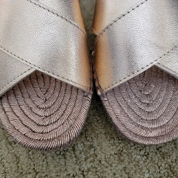Jeffrey Campbell Monada Espadrille Slide Sandals in Rose Gold, Size 38