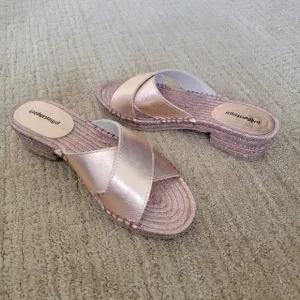 Jeffrey Campbell Monada Espadrille Slide Sandals in Rose Gold, Size 38