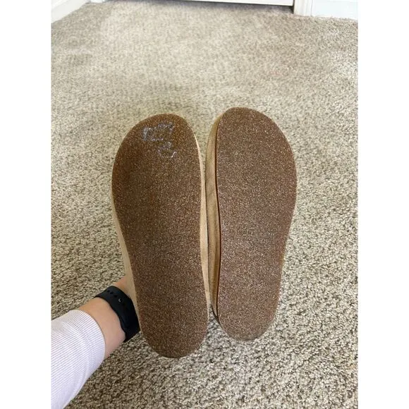 Jenni Kayne $375 Shearling-Lined Moc Clog Shoes Suede Mules Slides Tan Sz 40/9.5