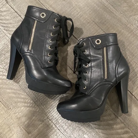 Jennifer Lopez Lace-Up Platform Ankle Boots