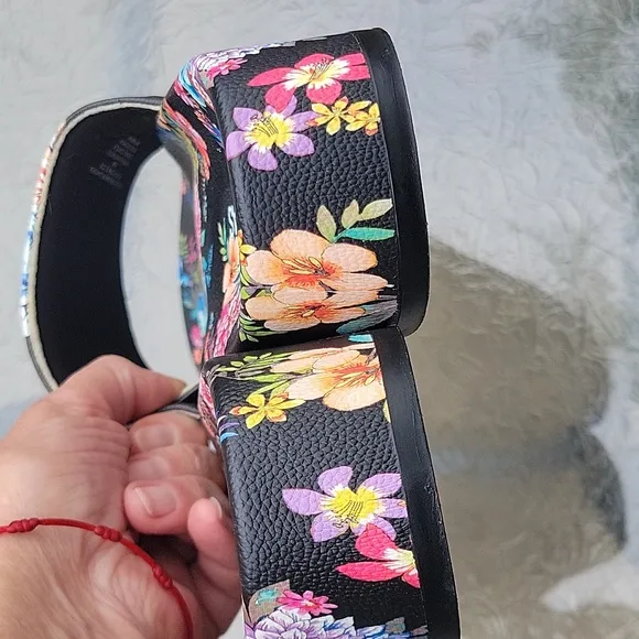 Johnny Was Dreamer Garden Platform Slide Black Floral Flip Flop Shoe New Sz.10
