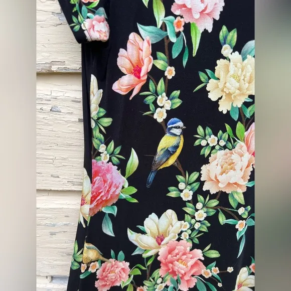 Johnny Was The Janie Favorite Cap Sleeve Floral Hawaiian Jersey Knit Maxi Dress