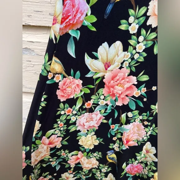 Johnny Was The Janie Favorite Cap Sleeve Floral Hawaiian Jersey Knit Maxi Dress