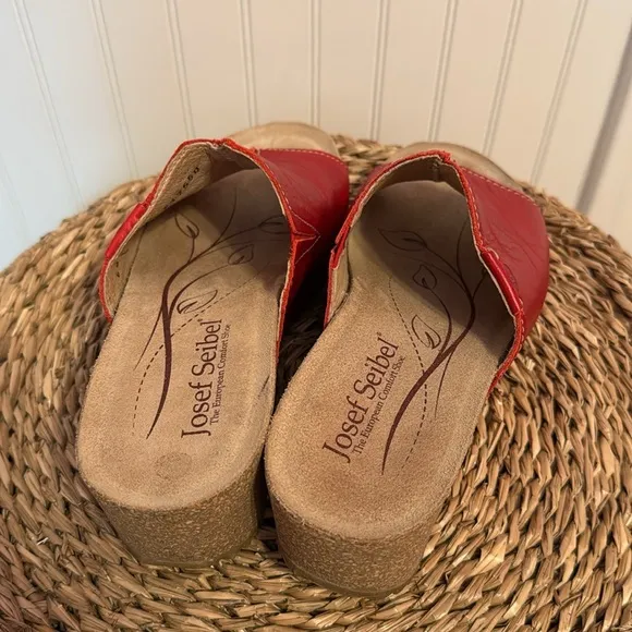 Josef Seibel Meike 07 Wedge Slide Sandal Women's Red Wedge Sandals - EU 38