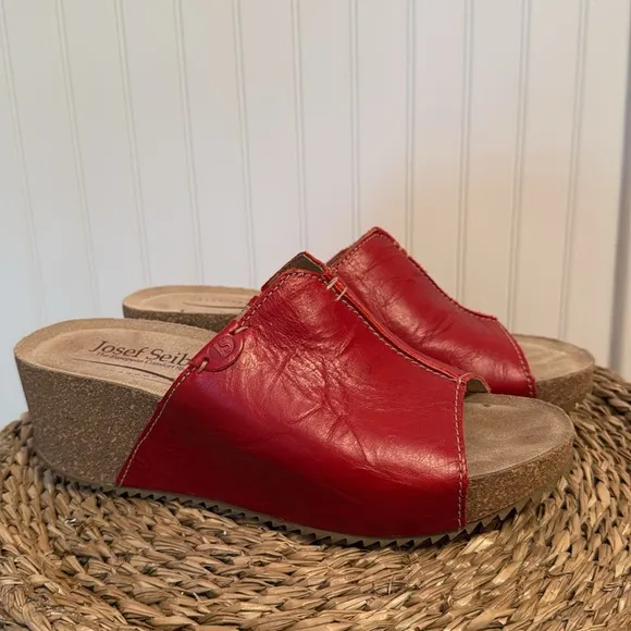 Josef Seibel Meike 07 Wedge Slide Sandal Women's Red Wedge Sandals - EU 38