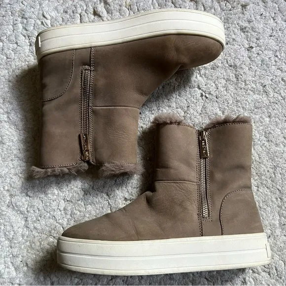 J/Slides Tristan Suede Tan and Gold Zipper Faux Fur Platform Sneaker Bootie Sz 7