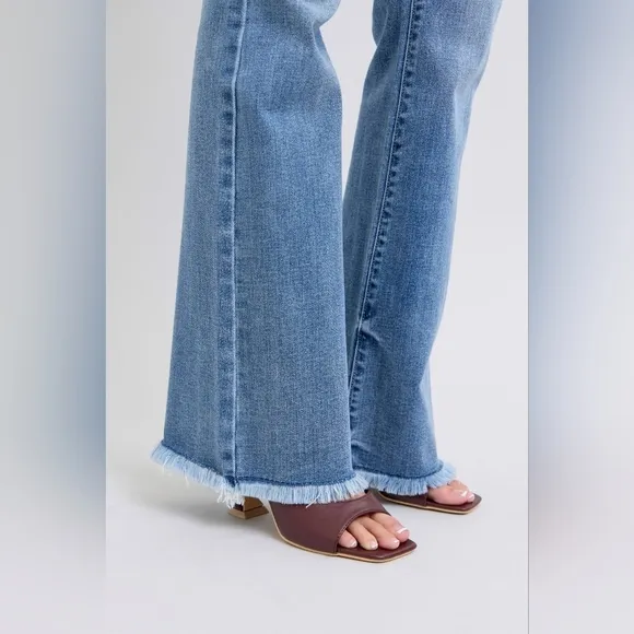 Judy Blue High Rise Medium Wash Frayed Hem Classic Bootcut Jeans Various NEW