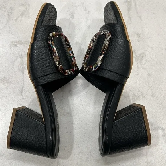 KAANAS Comino Buckle Heeled Slide Sandals Black Pebbled Leather