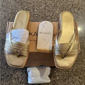 Kaanas Metallic Gold Slide Sandals - 7