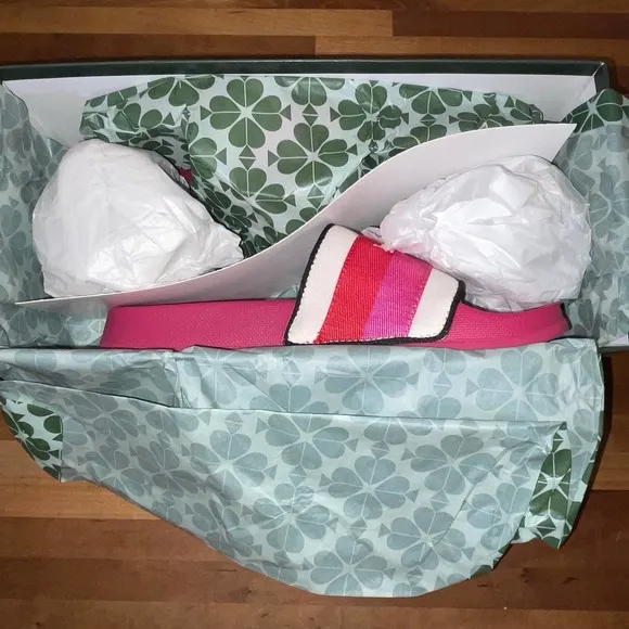Kate Spade New York Women's Buttercup Pool Slides pink Size 5B