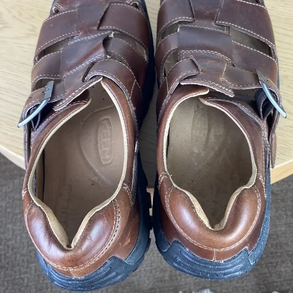 Keen Fisherman Sandals Men's 9.5 Durable Comfortable Hiking Outdoors Summer