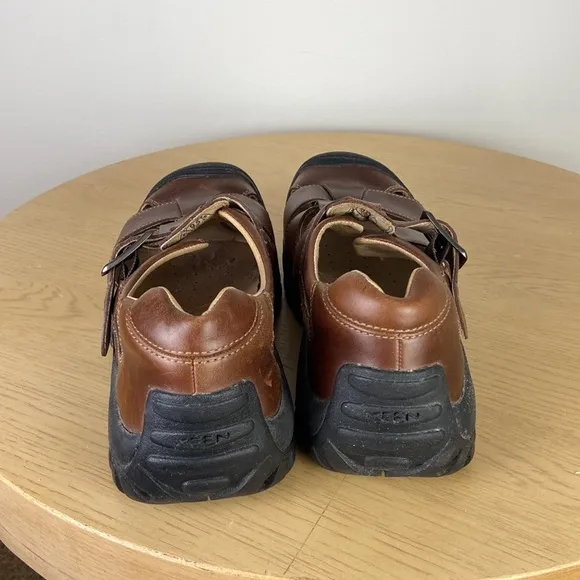 Keen Fisherman Sandals Men's 9.5 Durable Comfortable Hiking Outdoors Summer