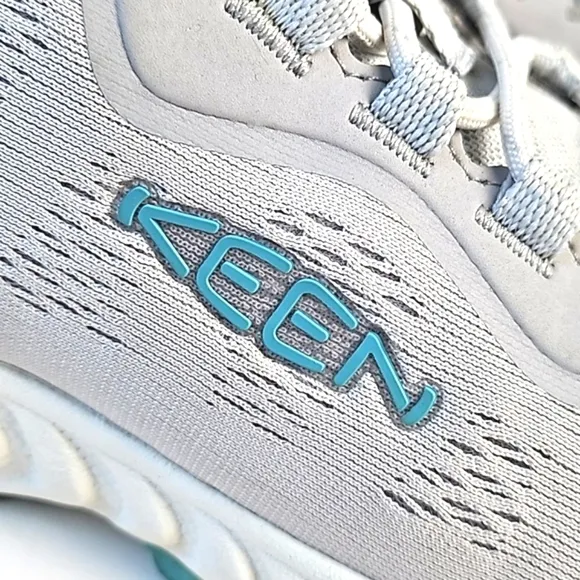 Keen Vapor Porcelain NXIS Speed Light Grey &amp; Turquoise Lace-up Hiking Sneaker